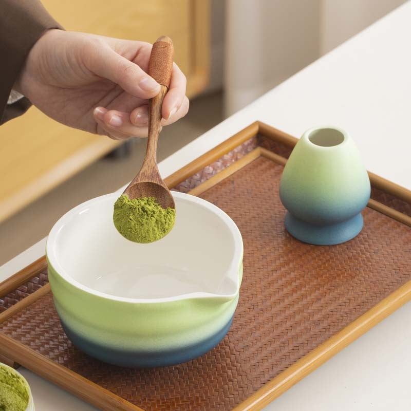 The Mist Horizon Gradient Matcha Whisking Set